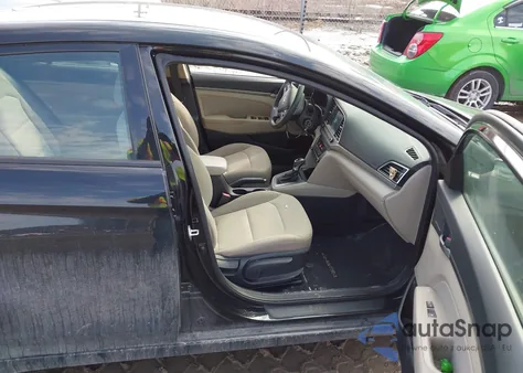 2017 Hyundai Elantra Se z USA, uszkodzony, nr VIN 5NPD84LF5HH017604